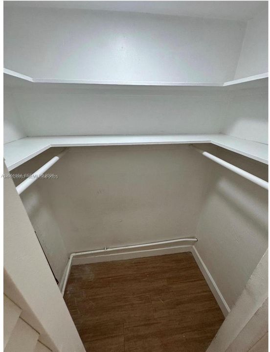 В аренду: $1,950 (1 спален, 1 ванн, 650 Квадратных фут)