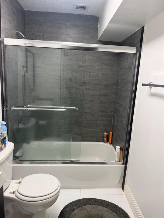 En Venta: $490,000 (3 camas, 2 baños, 1265 Pies cuadrados)