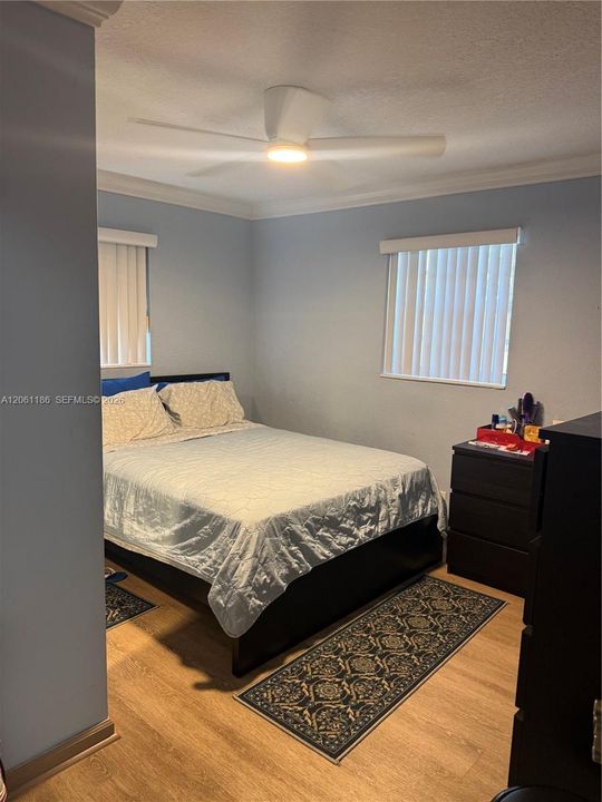 En Venta: $490,000 (3 camas, 2 baños, 1265 Pies cuadrados)