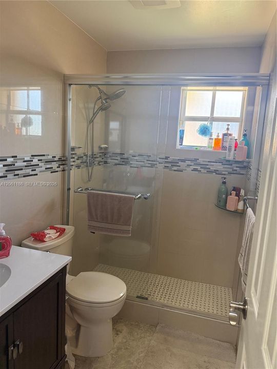 En Venta: $490,000 (3 camas, 2 baños, 1265 Pies cuadrados)