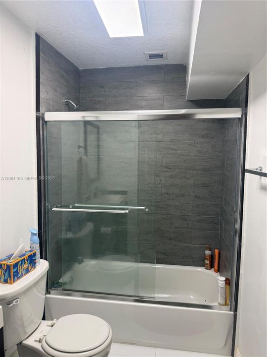 En Venta: $490,000 (3 camas, 2 baños, 1265 Pies cuadrados)