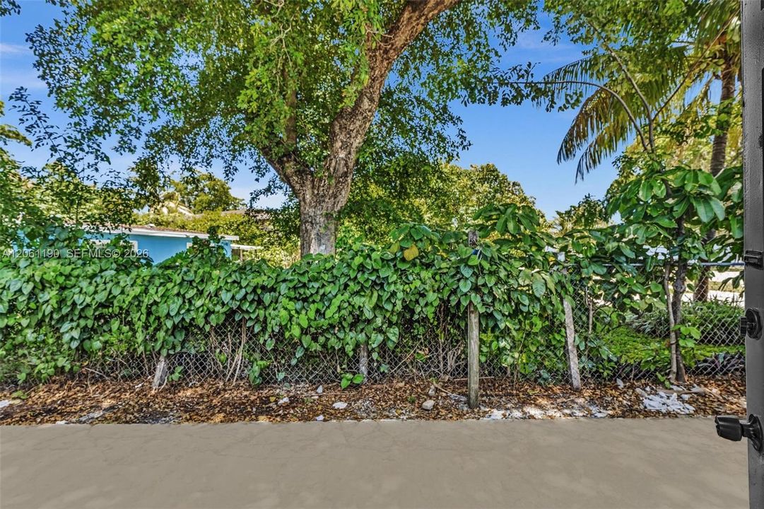 En Renta: $1,499 (1 camas, 1 baños, 4008 Pies cuadrados)