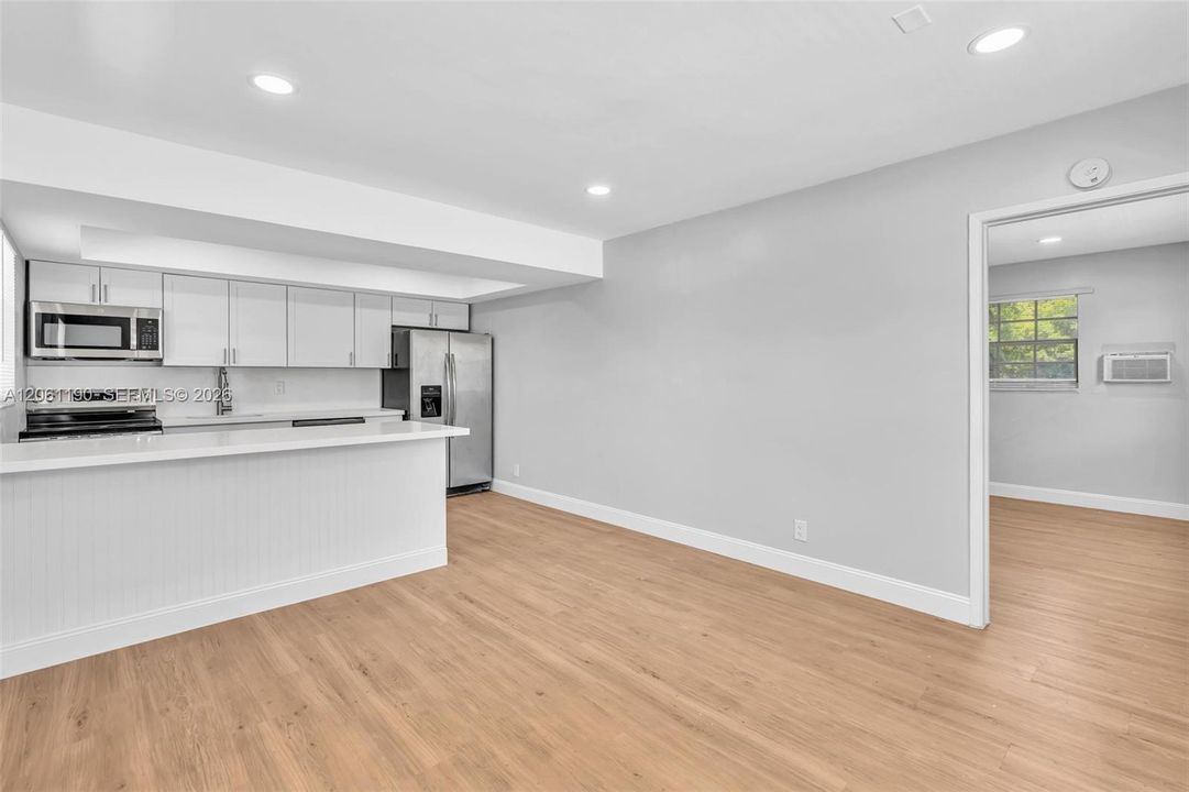 En Renta: $1,499 (1 camas, 1 baños, 4008 Pies cuadrados)