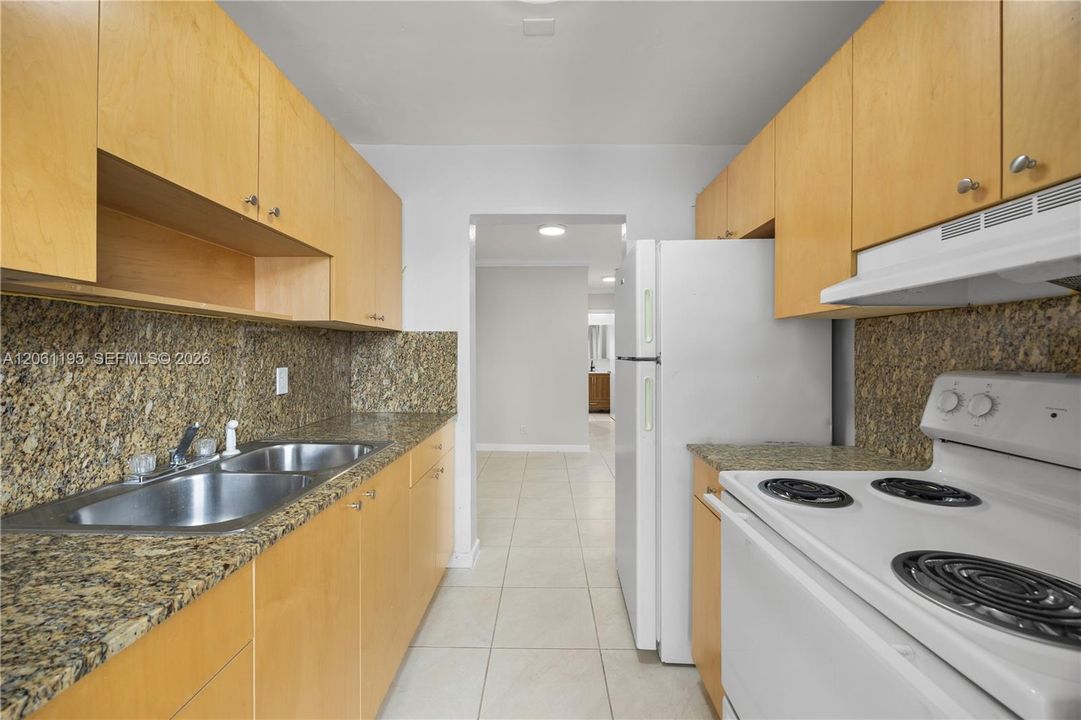 В аренду: $1,750 (1 спален, 1 ванн, 650 Квадратных фут)