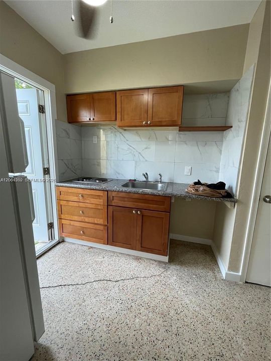 For Rent: $1,300 (0 beds, 1 baths, 0 Square Feet)