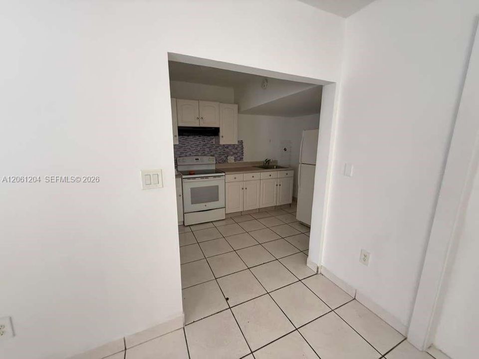 В аренду: $1,600 (1 спален, 1 ванн, 570 Квадратных фут)