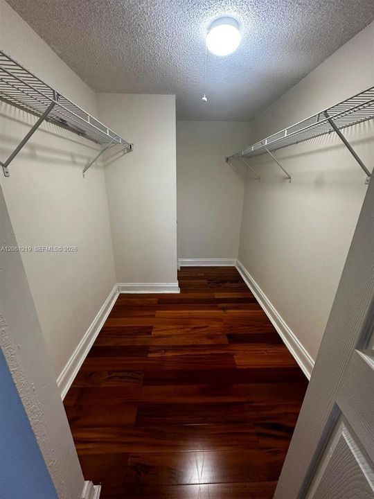 В аренду: $1,900 (1 спален, 1 ванн, 608 Квадратных фут)