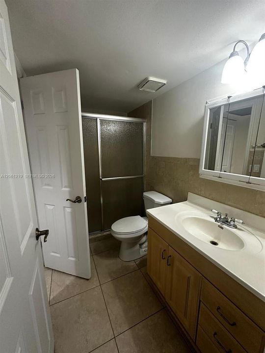 В аренду: $1,900 (1 спален, 1 ванн, 608 Квадратных фут)