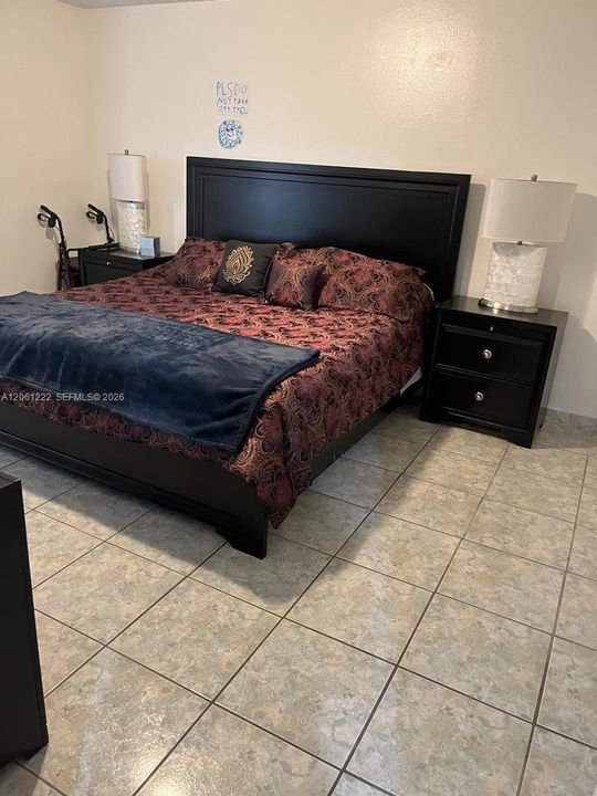 En Venta: $250,000 (2 camas, 2 baños, 793 Pies cuadrados)