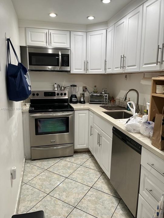 En Venta: $250,000 (2 camas, 2 baños, 793 Pies cuadrados)
