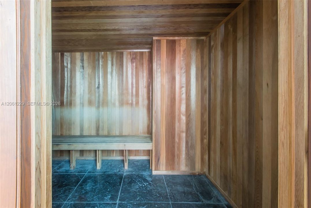 В аренду: $2,500 (1 спален, 1 ванн, 651 Квадратных фут)