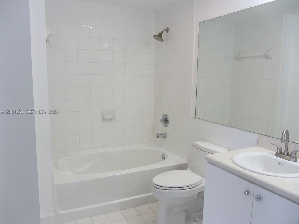 В аренду: $2,150 (1 спален, 1 ванн, 685 Квадратных фут)