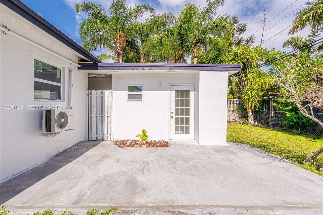 На продажу: $570,000 (3 спален, 2 ванн, 0 Квадратных фут)