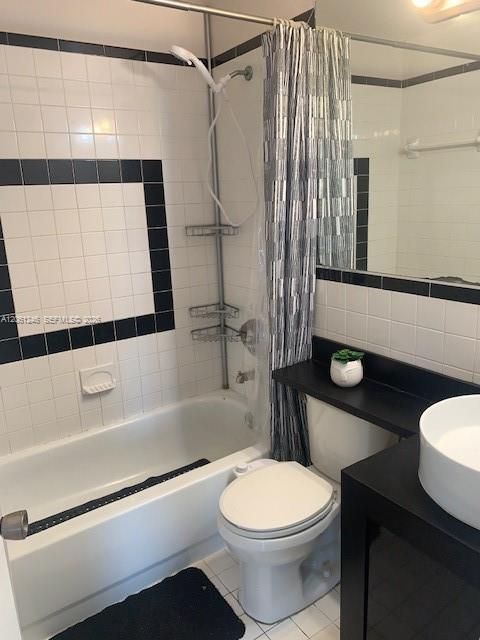 В аренду: $1,900 (1 спален, 1 ванн, 514 Квадратных фут)
