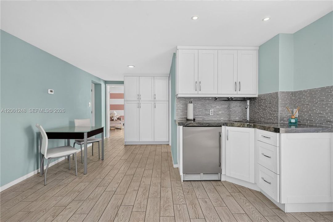 En Venta: $1,850,000 (3 camas, 3 baños, 1440 Pies cuadrados)
