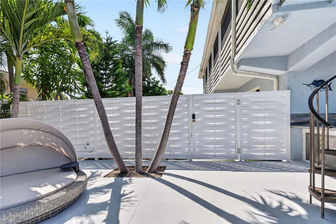 En Venta: $1,850,000 (3 camas, 3 baños, 1440 Pies cuadrados)