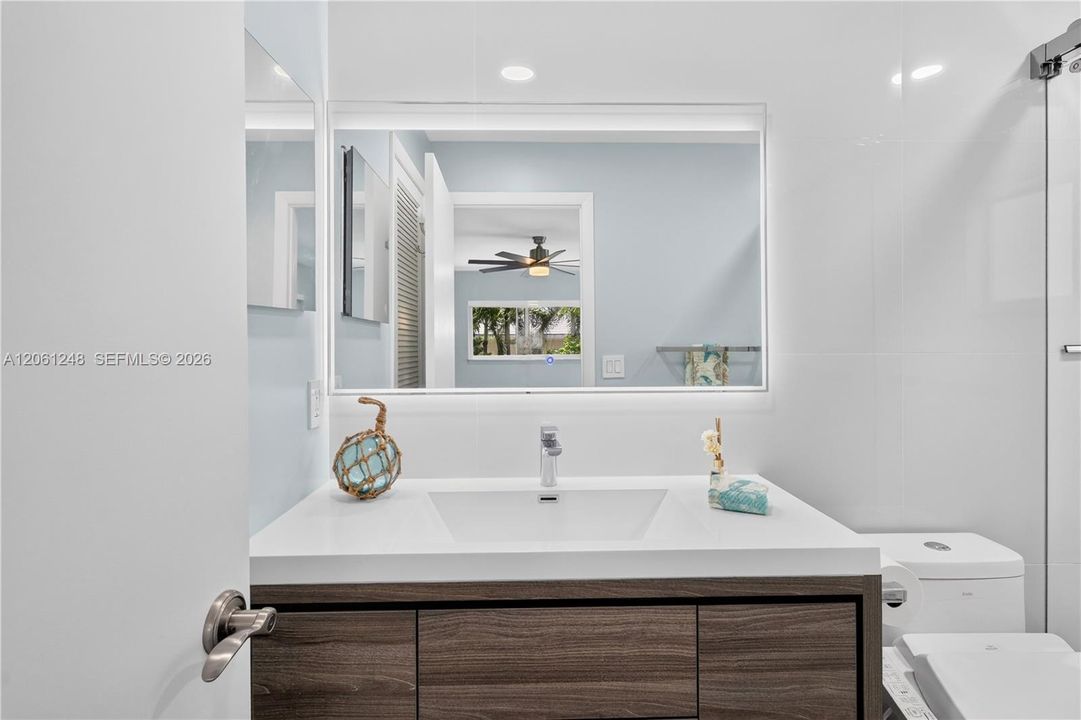 En Venta: $1,850,000 (3 camas, 3 baños, 1440 Pies cuadrados)