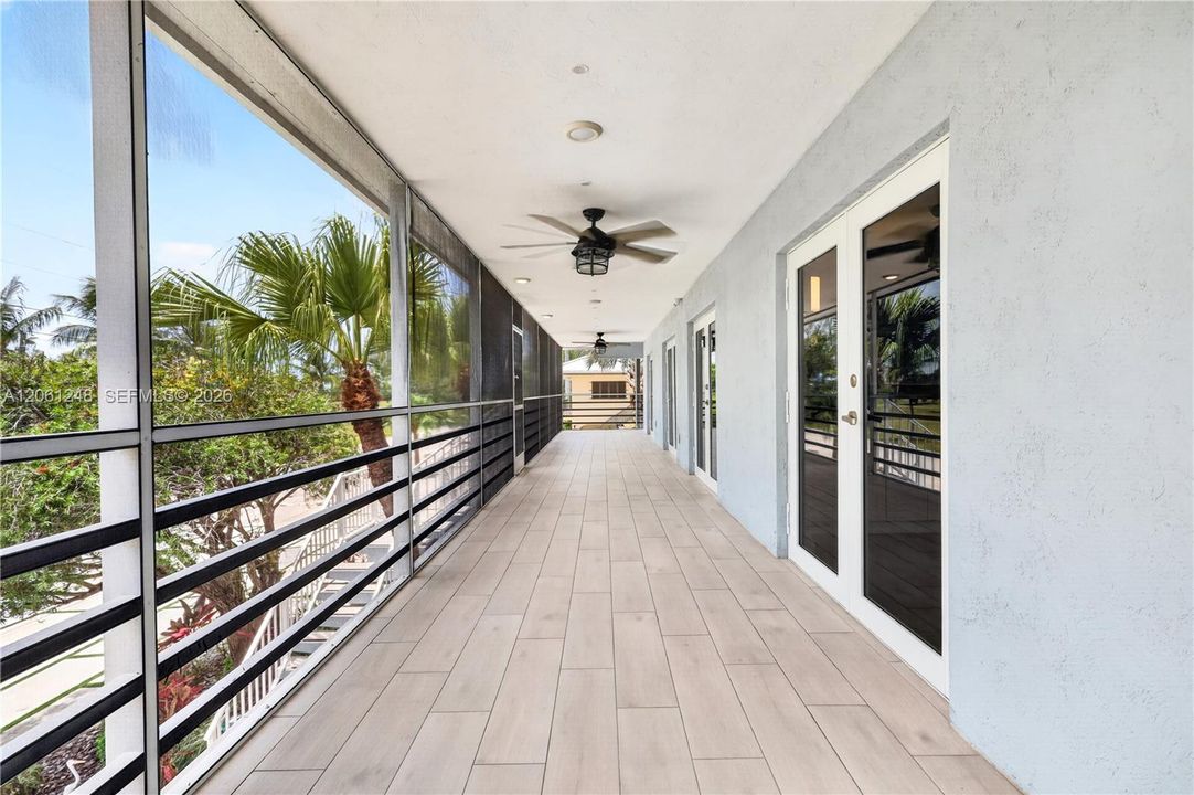 En Venta: $1,850,000 (3 camas, 3 baños, 1440 Pies cuadrados)