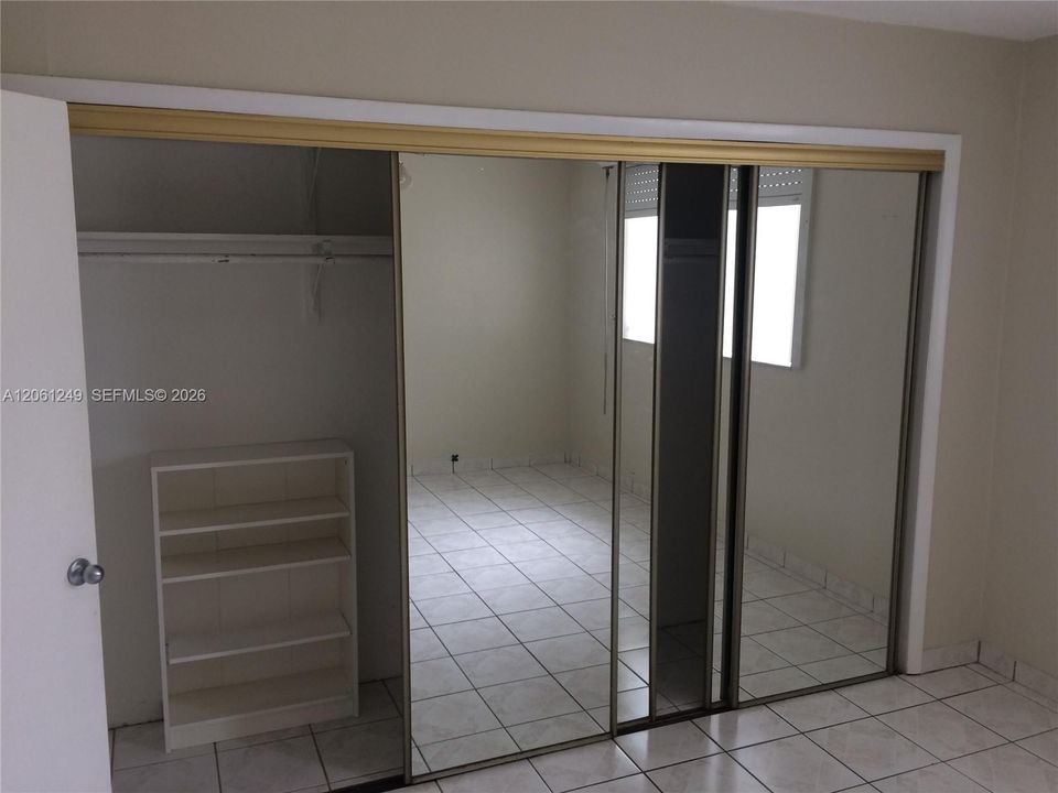 В аренду: $1,675 (1 спален, 1 ванн, 695 Квадратных фут)