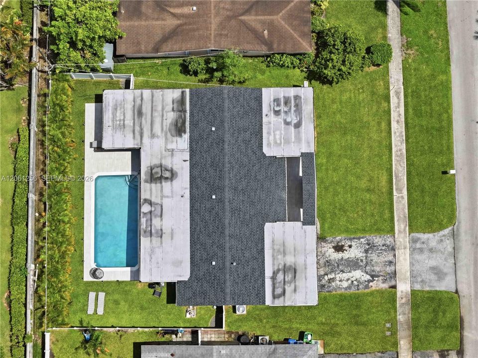 На продажу: $635,000 (3 спален, 2 ванн, 1671 Квадратных фут)