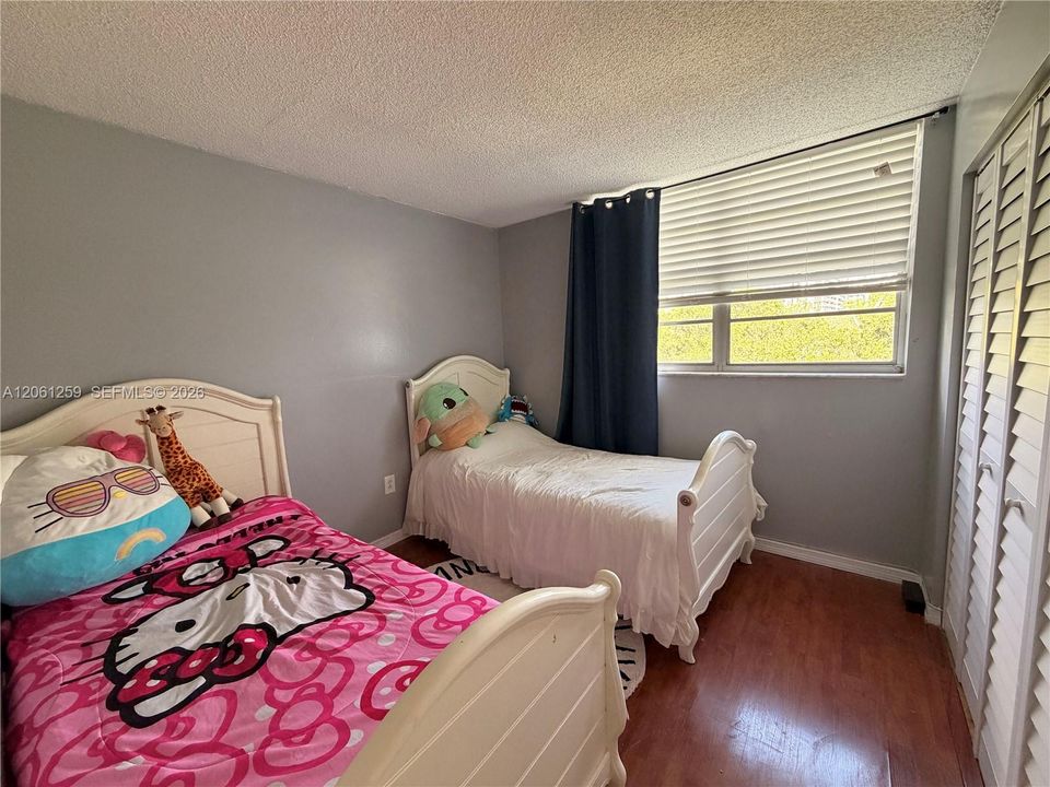 В аренду: $2,350 (2 спален, 2 ванн, 819 Квадратных фут)