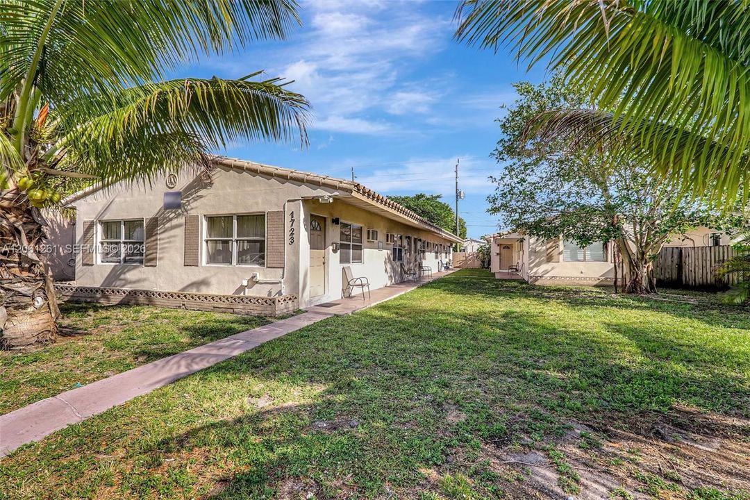 For Rent: $1,400 (1 beds, 1 baths, 650 Square Feet)