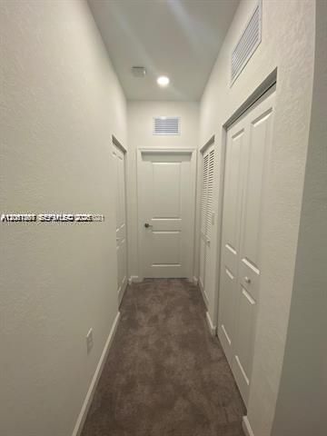 В аренду: $2,850 (3 спален, 3 ванн, 1320 Квадратных фут)