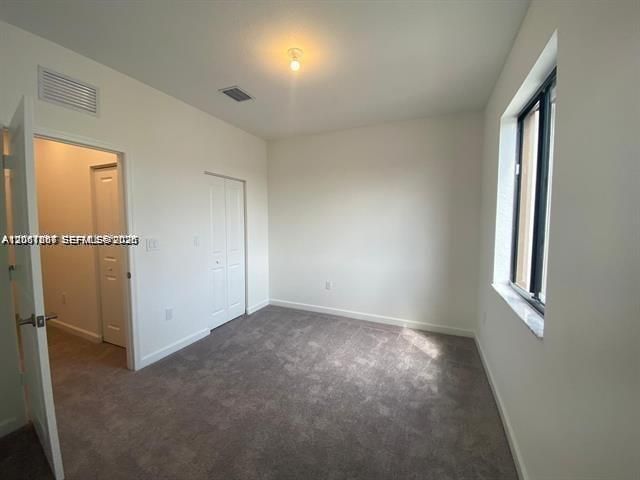 В аренду: $2,850 (3 спален, 3 ванн, 1320 Квадратных фут)