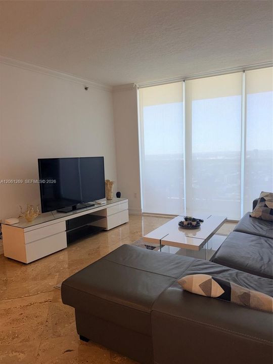 Activo con contrato: $689,000 (2 camas, 1 baños, 1086 Pies cuadrados)