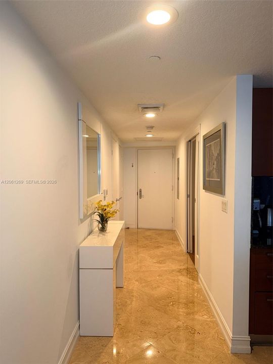Activo con contrato: $689,000 (2 camas, 1 baños, 1086 Pies cuadrados)