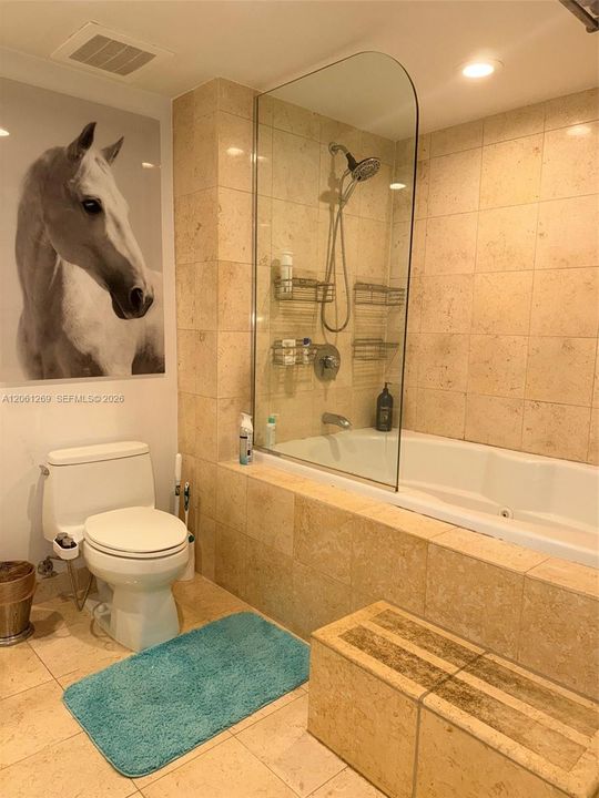 Activo con contrato: $689,000 (2 camas, 1 baños, 1086 Pies cuadrados)