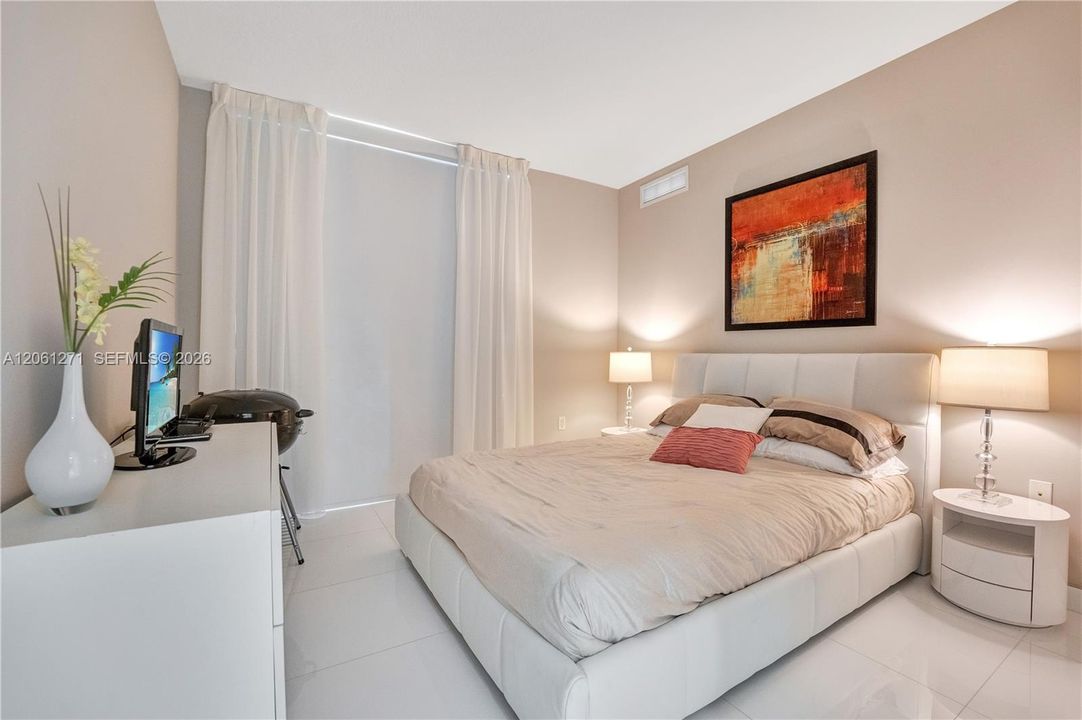 В аренду: $6,100 (3 спален, 2 ванн, 1489 Квадратных фут)