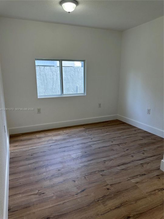 В аренду: $2,150 (2 спален, 1 ванн, 812 Квадратных фут)