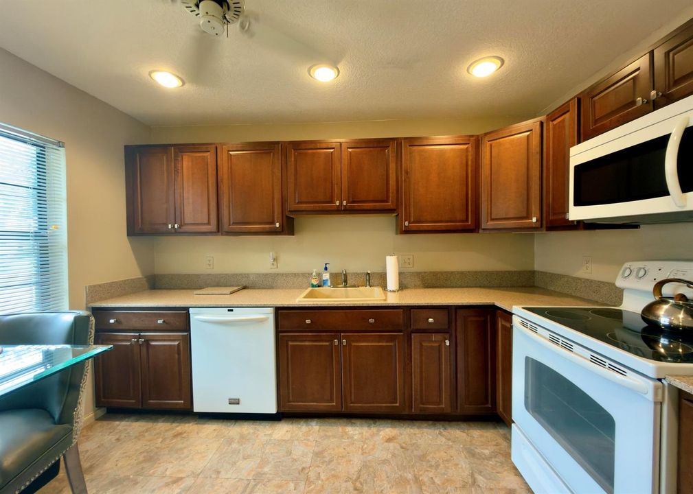 Kitchen2
