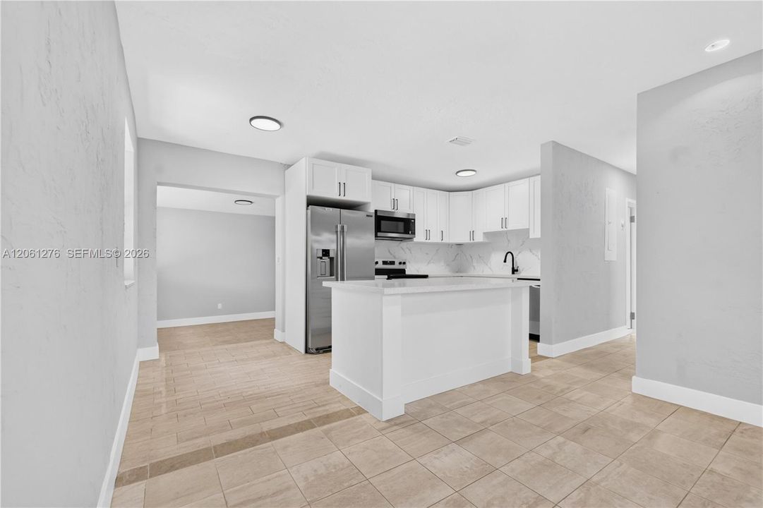 En Venta: $570,000 (5 camas, 3 baños, 1560 Pies cuadrados)