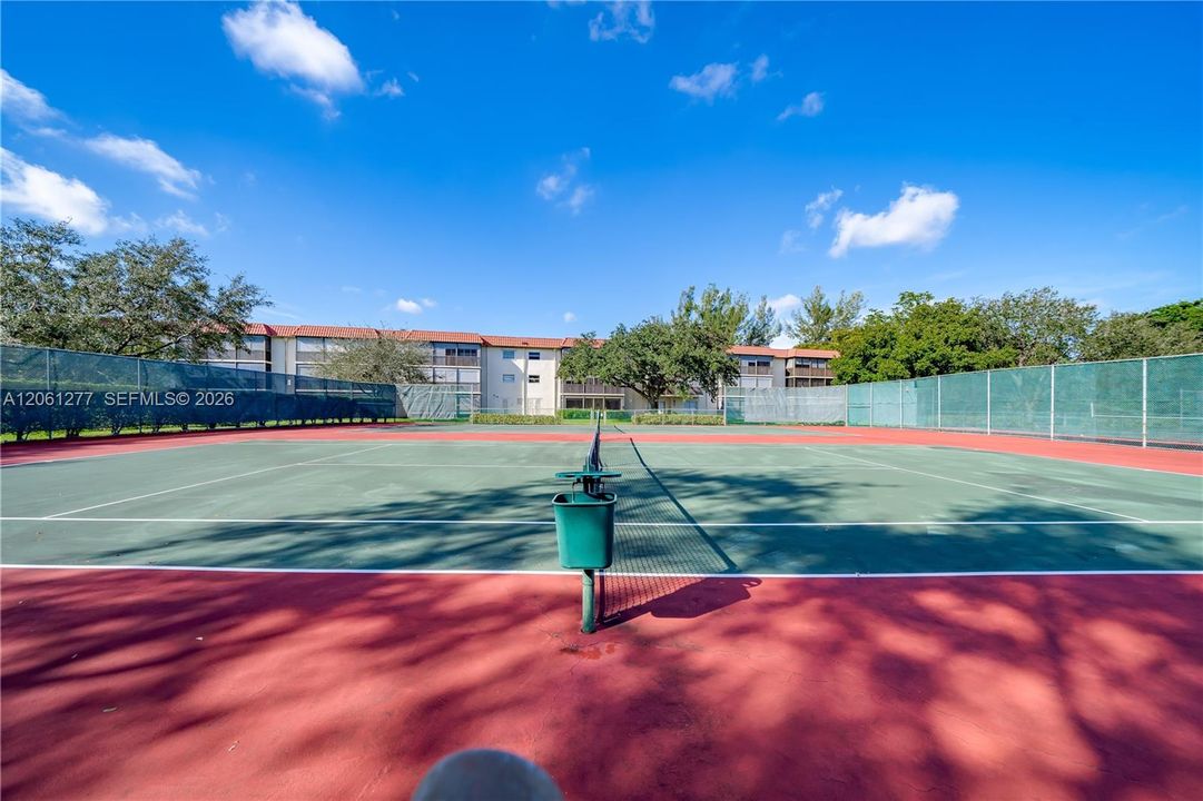 En Venta: $187,000 (2 camas, 2 baños, 1170 Pies cuadrados)