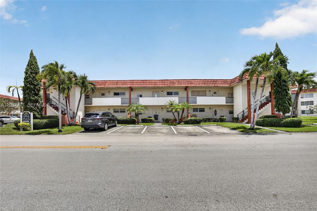 En Venta: $187,000 (2 camas, 2 baños, 1170 Pies cuadrados)