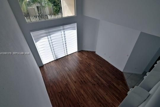 В аренду: $4,500 (3 спален, 2 ванн, 0 Квадратных фут)