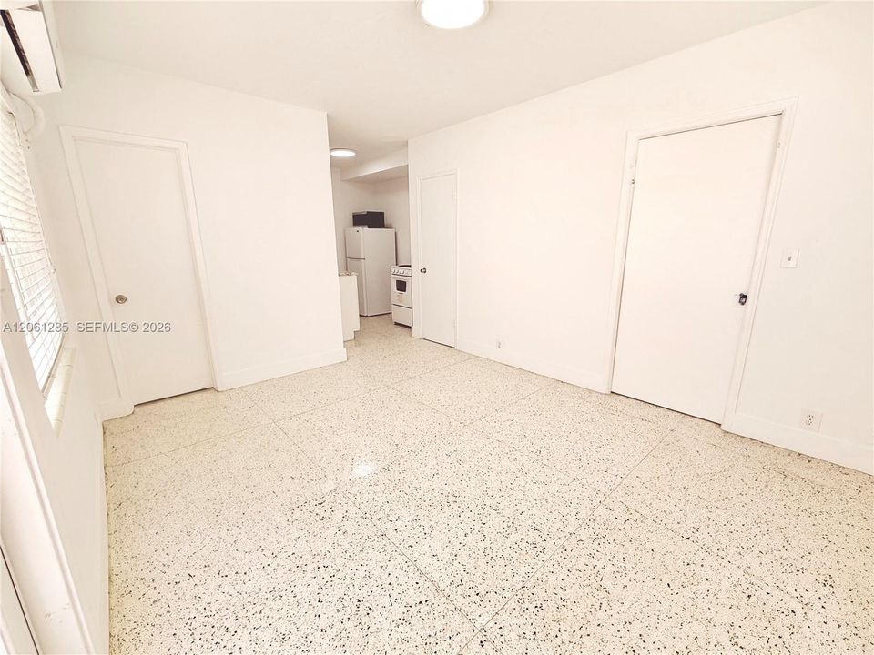 В аренду: $1,750 (1 спален, 1 ванн, 408 Квадратных фут)