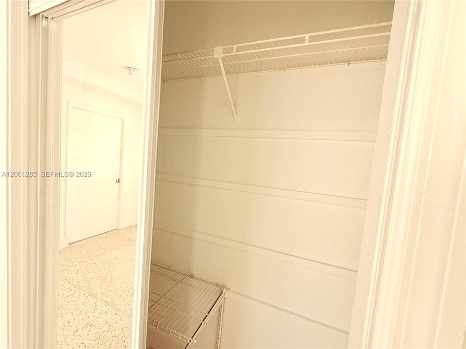 В аренду: $1,750 (1 спален, 1 ванн, 408 Квадратных фут)