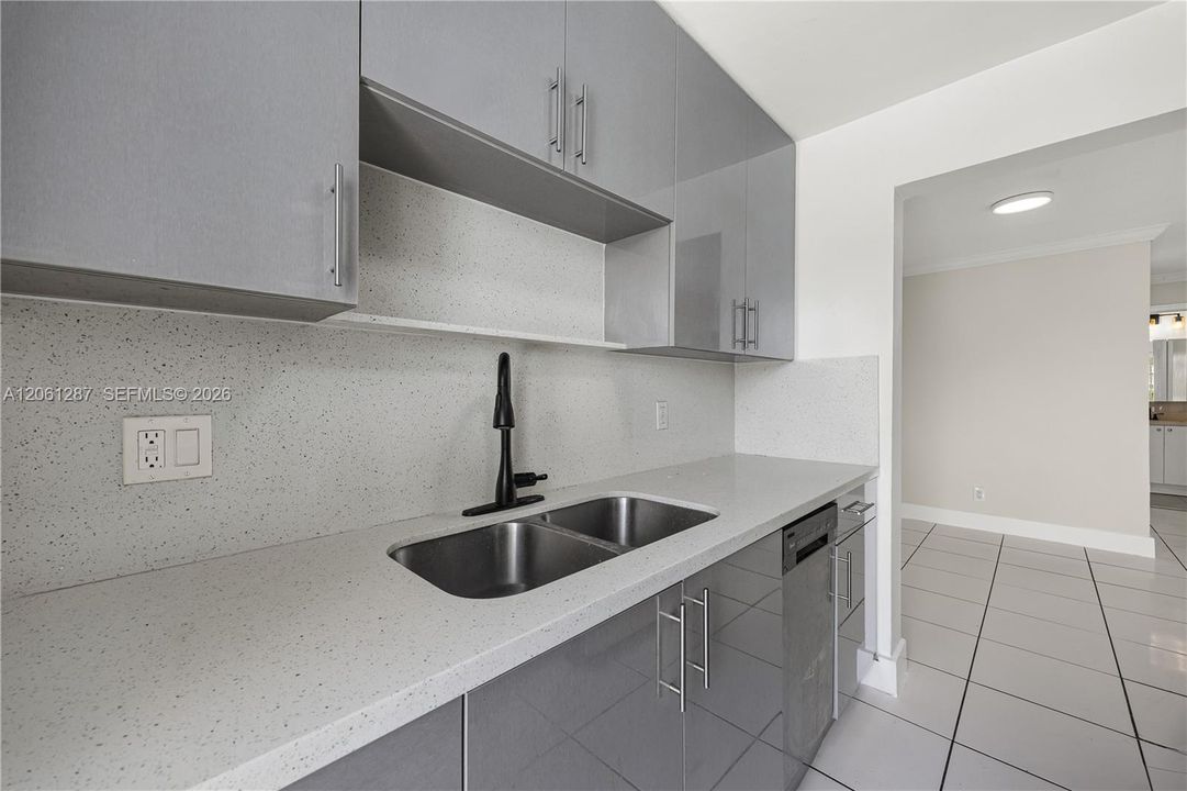 En Renta: $1,895 (1 camas, 1 baños, 650 Pies cuadrados)