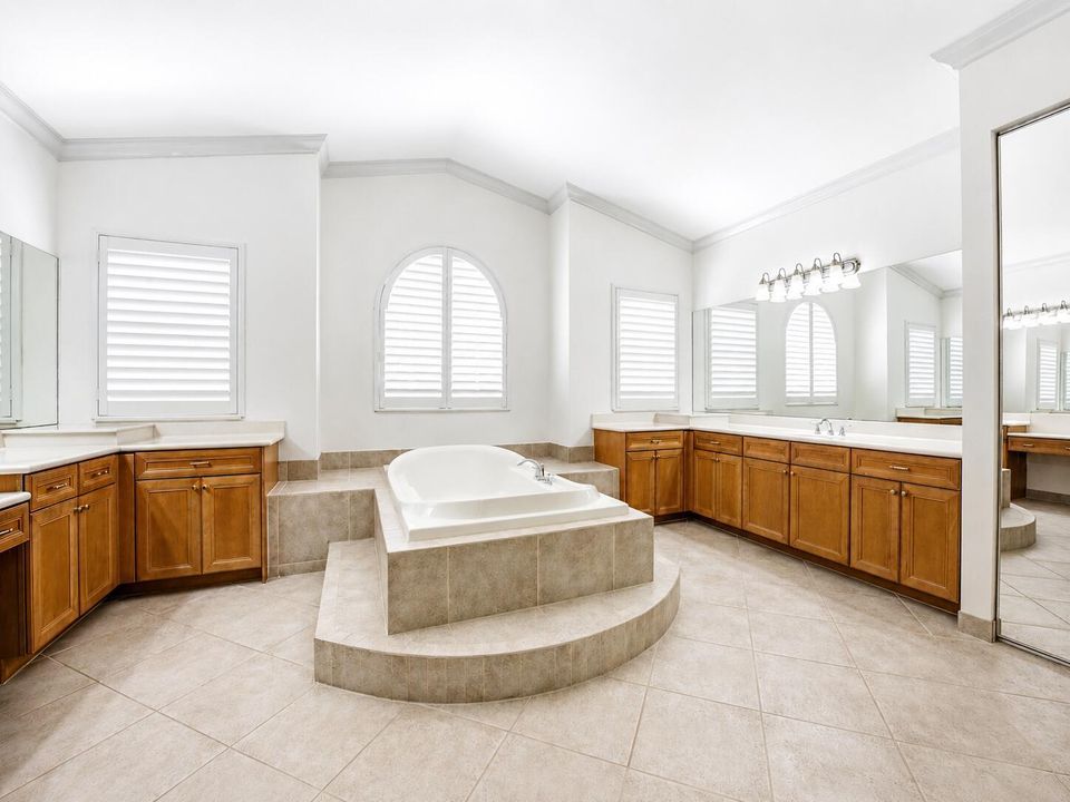 Soaking Tub