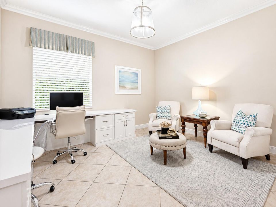 Bedroom-Office on 1st Floor