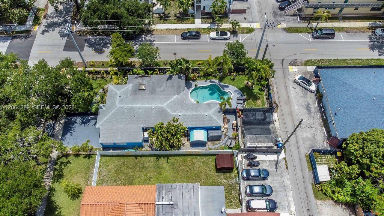 На продажу: $839,900 (4 спален, 3 ванн, 1727 Квадратных фут)