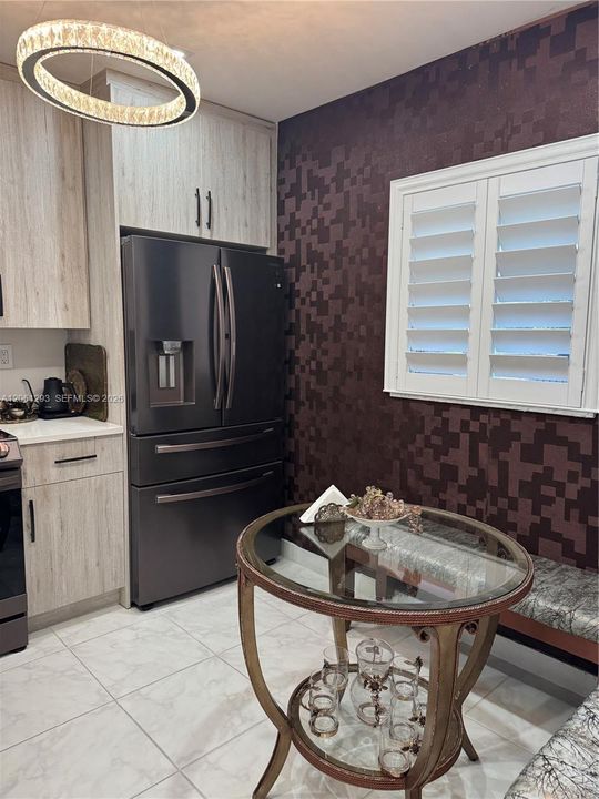 На продажу: $265,000 (2 спален, 2 ванн, 1080 Квадратных фут)