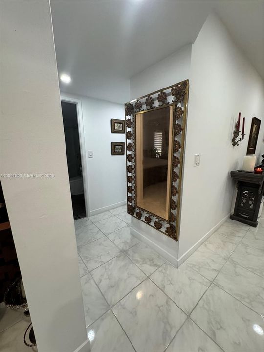 На продажу: $265,000 (2 спален, 2 ванн, 1080 Квадратных фут)