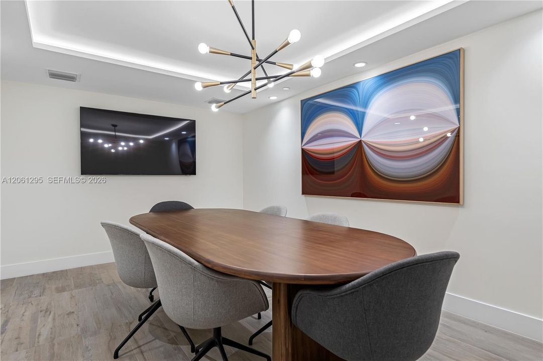 Tech Lounge