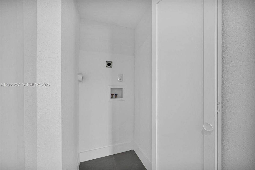 На продажу: $685,000 (3 спален, 3 ванн, 1008 Квадратных фут)