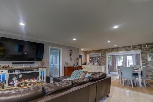 entrance to living dining view 1133 7th