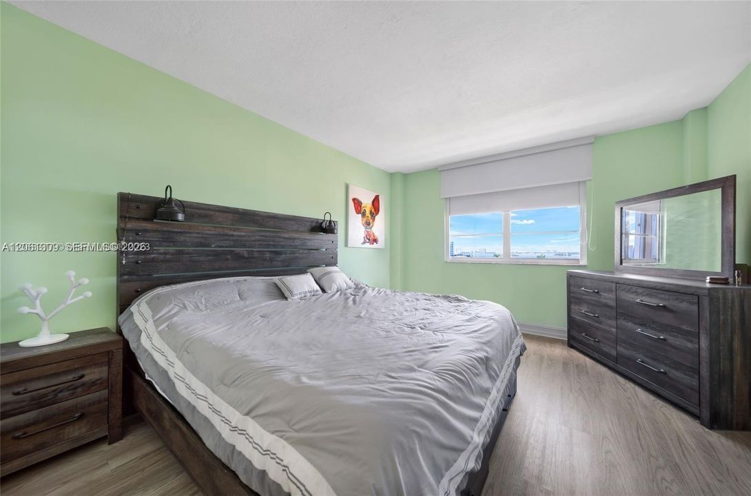 En Venta: $390,000 (2 camas, 2 baños, 1149 Pies cuadrados)